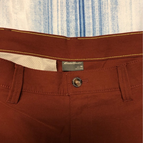 Mens Eddie Bauer Burgundy Short Size 36” - Picture 4 of 4